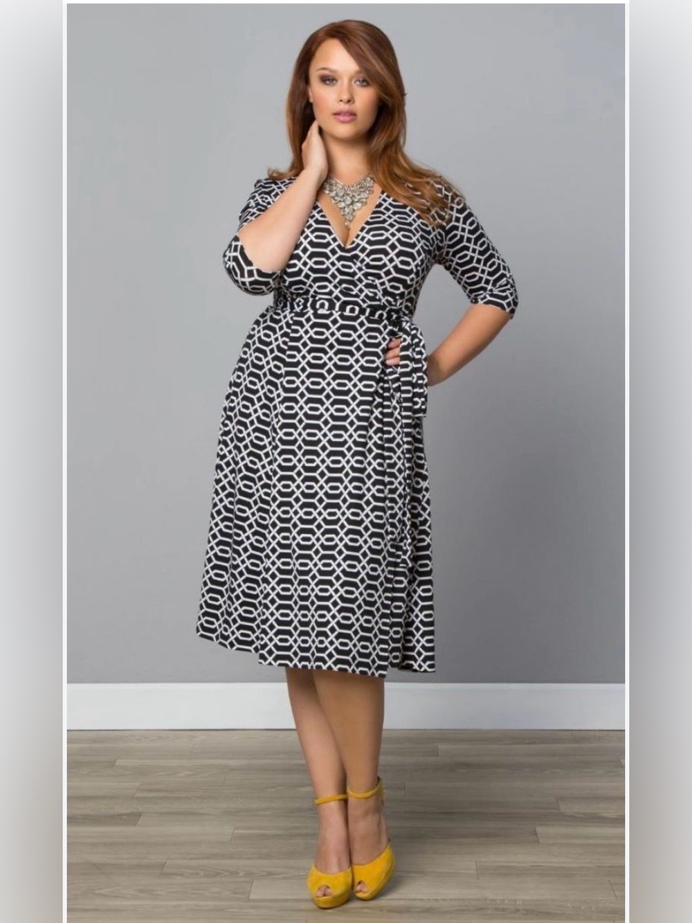 Kiyonna Essentials Wrap Dress black and white Plus Size Woman’s 3X (22-24)